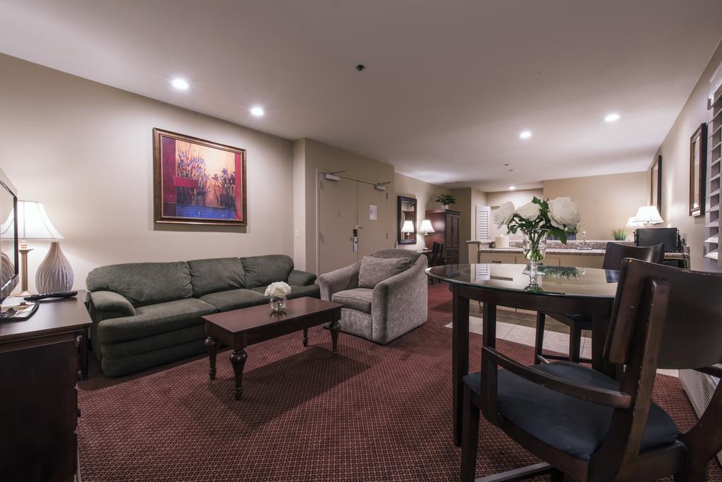 Grand Vista Hotel Сими Вали Стая снимка